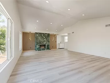 4 Bedroom - House for sale in Porter Ranch, CA