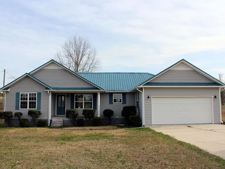 3 Bedroom House for sale in Hollypond Alabama