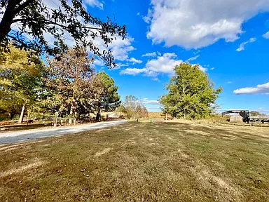 5 Bedroom - Large home for sale in Hollypond Alabama