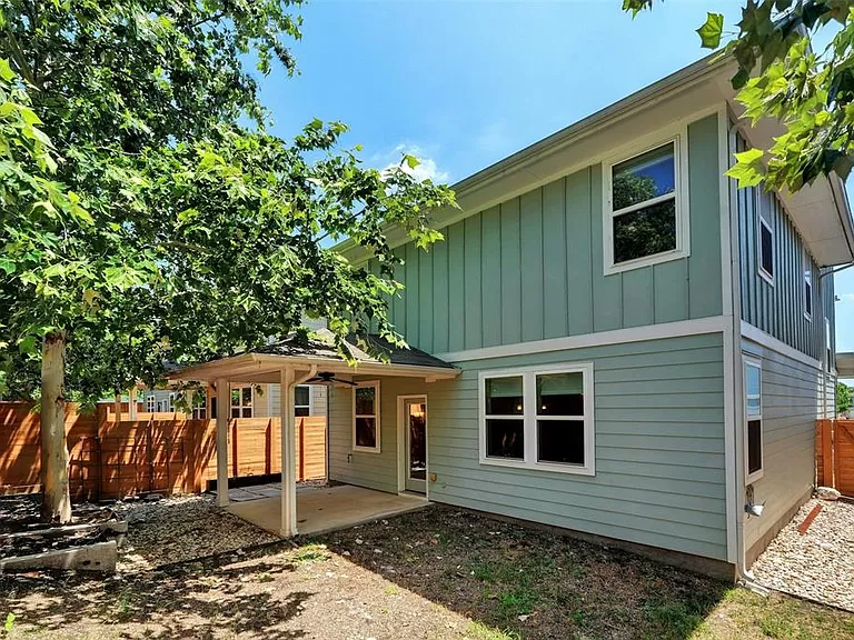 4 Bedroom - House for sale in  Austin, TX