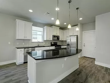 4 Bedroom - House for sale in  Austin, TX