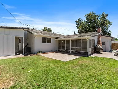 4 Bedroom - House for sale in  Modesto, CA