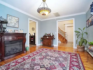 4 Bedroom - House for sale in  Staten Island, NY