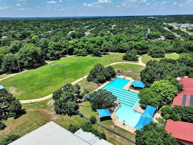 4 Bedroom - House for sale in  Austin, TX