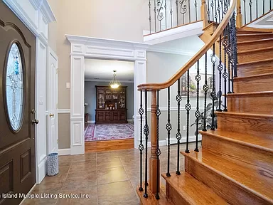 4 Bedroom - House for sale in  Staten Island, NY